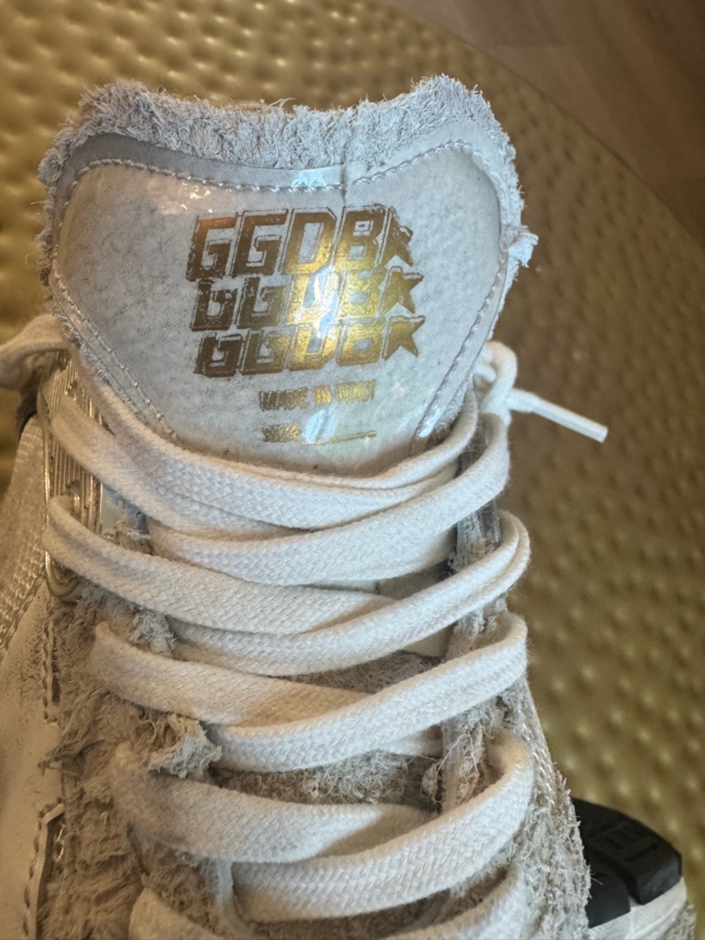 Golden Goose White, Gray & Gold Star Low-Top Sneakers - Picture 4 of 7